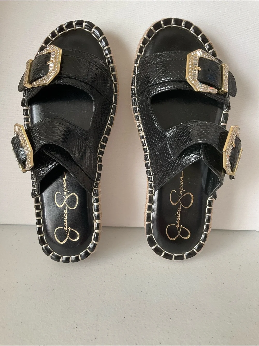 Jessica Simpson Chandria Metallic Silver Snakeskin Buckle Slide Sandals (NWOT)